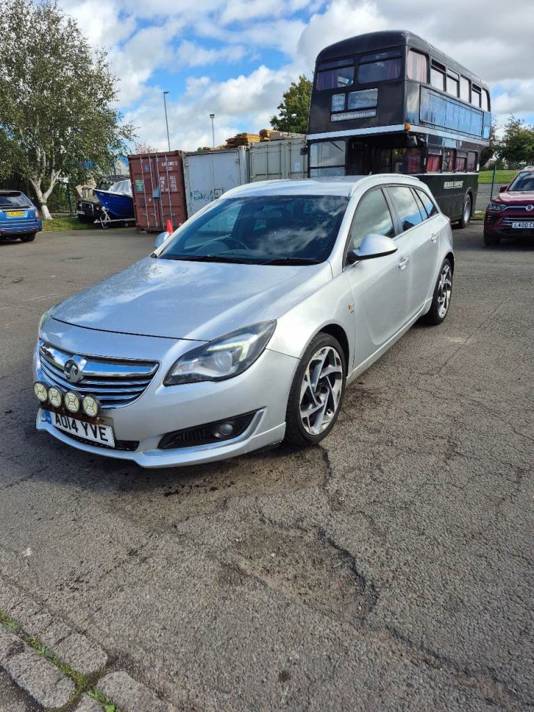 Vauxhall, INSIGNIA, Estate, 2014, Manual, 1956 (cc), 5 doors