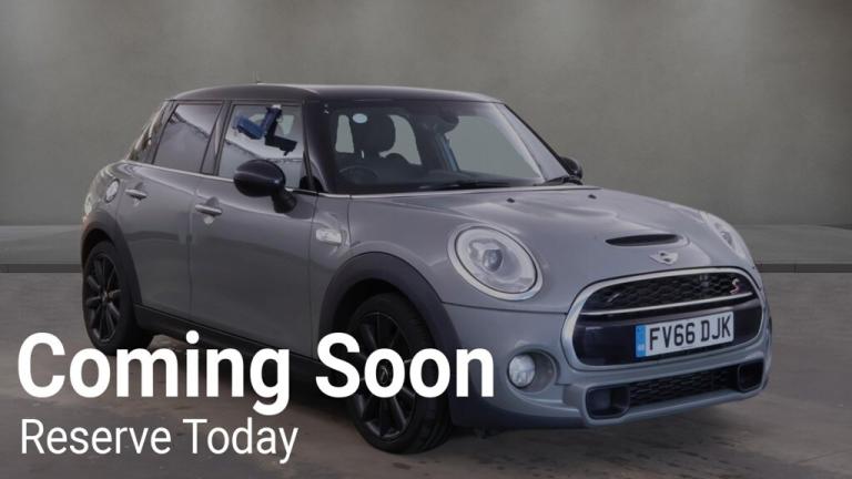2016 MINI Hatch 2016 66-Reg Mini Cooper S 5dr,MOONWALK GREY,OVER £5000 OF EXTRAS!!! HATCHBACK Pet...