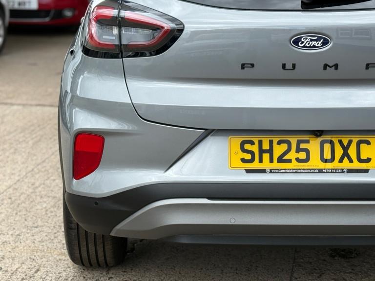2025 Ford Puma 1.0 EcoBoost Hybrid mHEV Titanium, UNDER 350 MILES, MAY 2028 FORD WARRANTY, HATCHB...