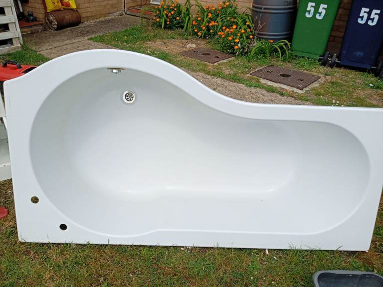 Bathroom suite 