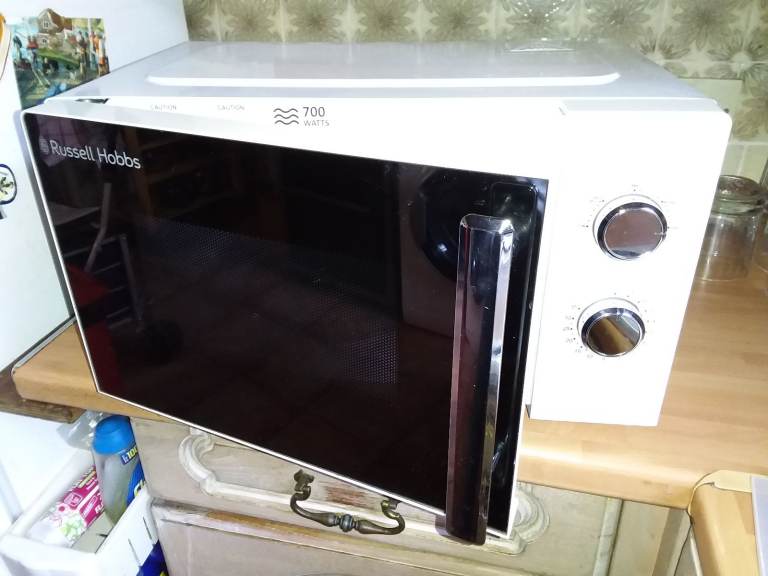 Russell Hobbs Microwave Oven - White, Good Condition