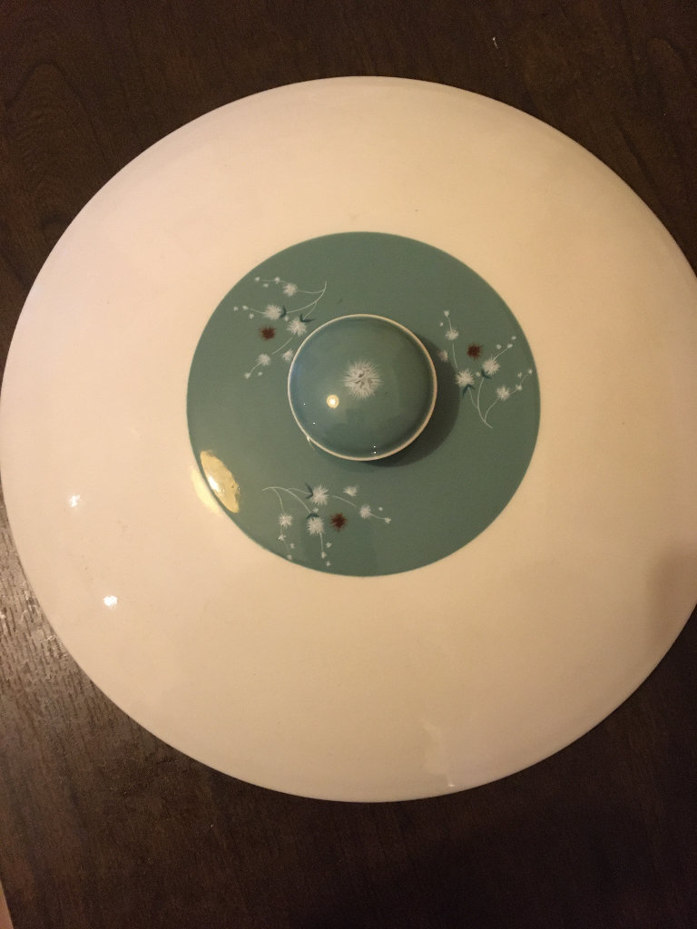 Royal Doulton Lidded Serving/Vegetable Dish.