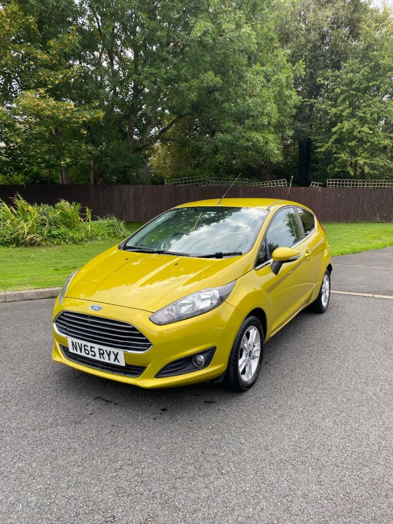 Ford, FIESTA, Hatchback, 2015, Manual, 1241 (cc), 3 doors