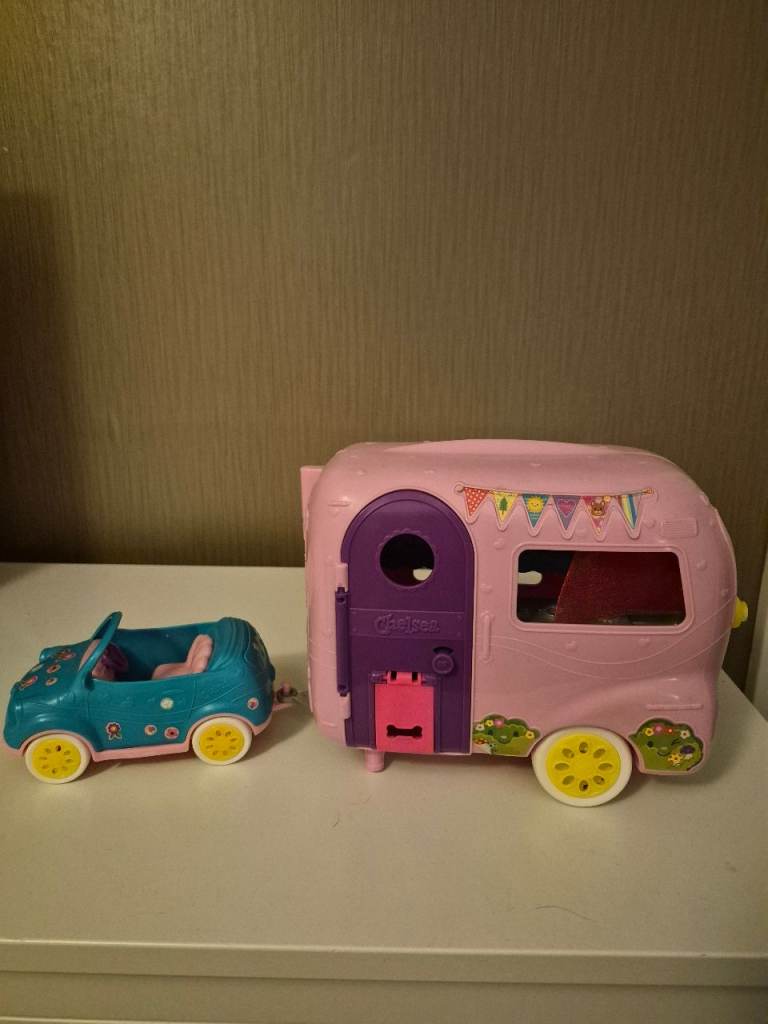 Barbie - chelsea car and caravan set