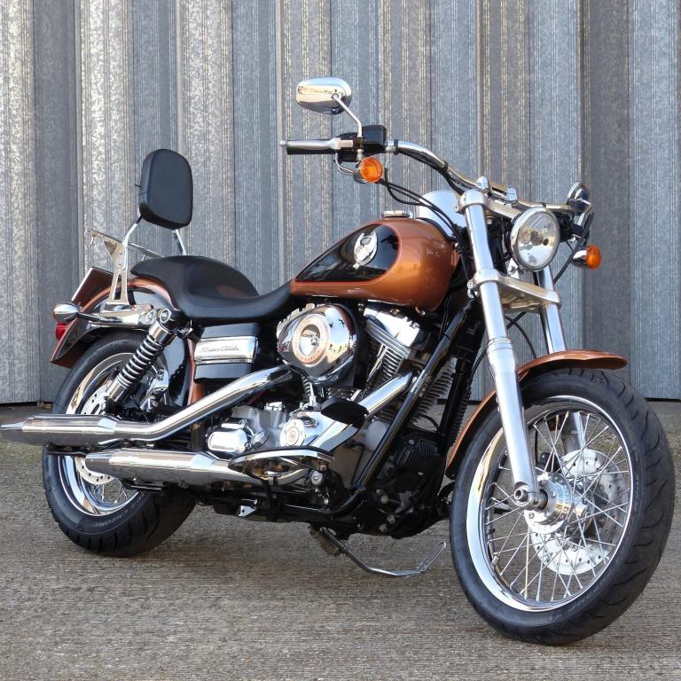 2007 HARLEY-DAVIDSON FXDC SUPER GLIDE CUSTOM – 105TH ANNIVERSARY EDITION