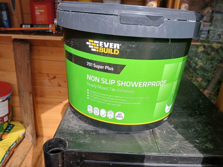 Tile adhesive