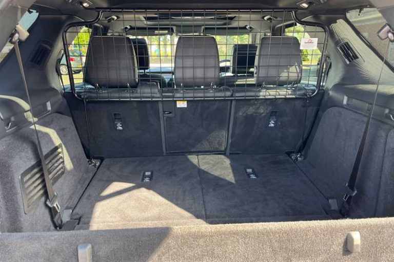 2018 Land Rover Discovery 3.0 TD V6 HSE Luxury SUV 5dr Diesel Auto 4WD Euro 6 (s/s) (258 ps) SUV ...