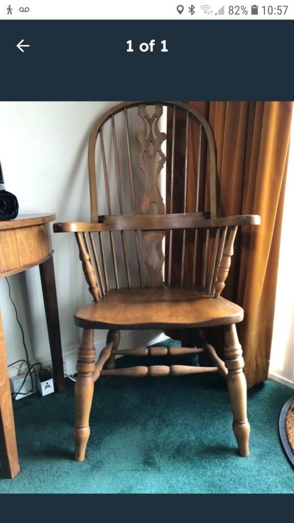 Antique Windsor grandfarther chair