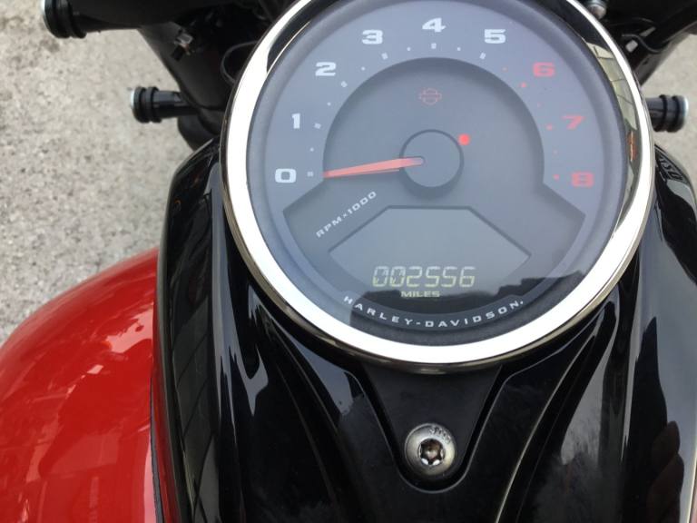 2023 Harley-Davidson SOFTAIL FXFBS FAT BOB 114 FXFBS Colour Option (23MY) CUSTOM PETROL Manual