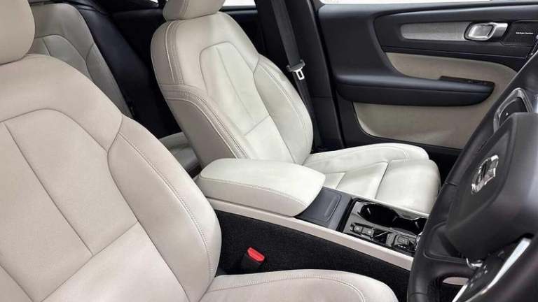 2025 Volvo XC40 Ultra B4 Mild hybrid Petrol Bright Automatic SUV Hybrid Automatic