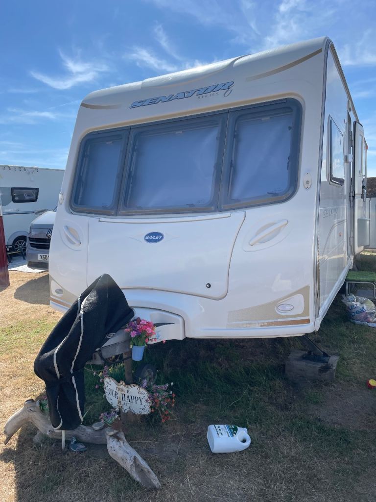Twin wheelbase Caravan 