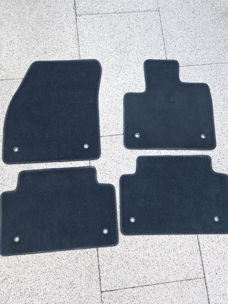 Range rover evoque original car mats 2019-2024