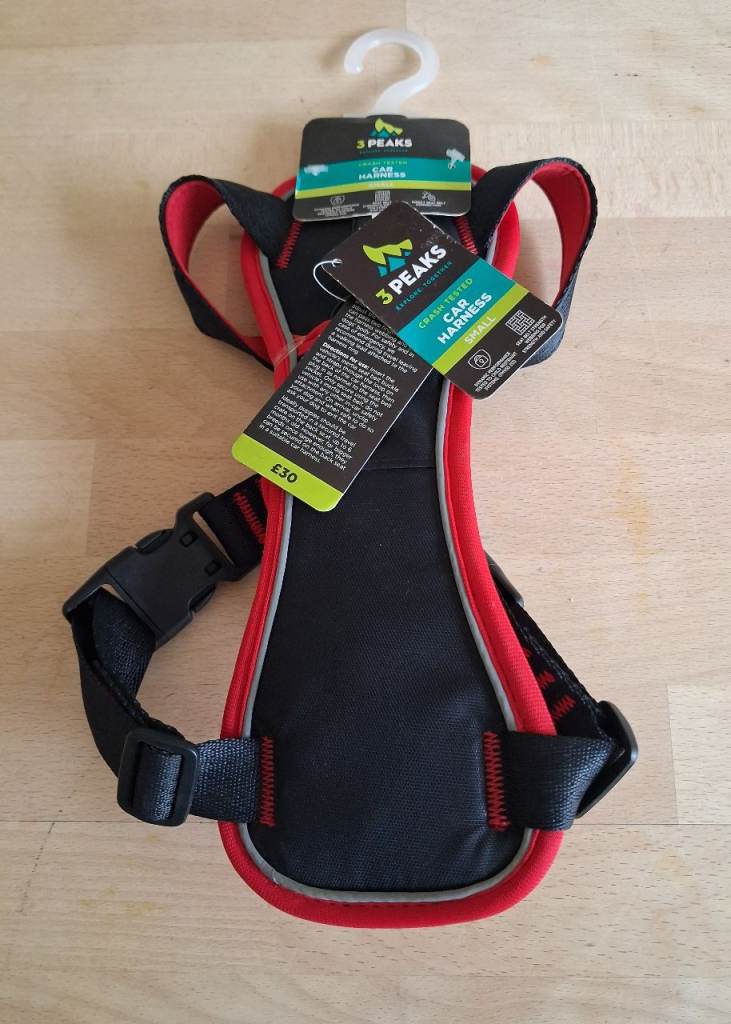 3 Peaks Crash Tested Dog Car Harness - Size Small - Brand New With Tags £30 RRP