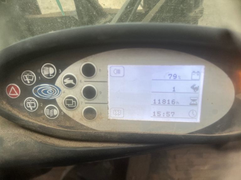 Forklift full electric 2013 £1500