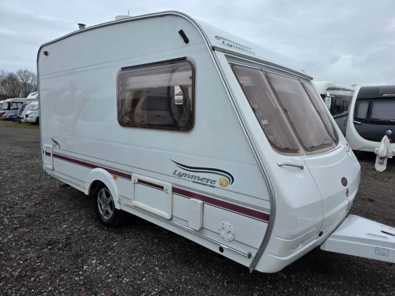 2004 SWIFT LYNMERE 2 BERTH CARAVAN 