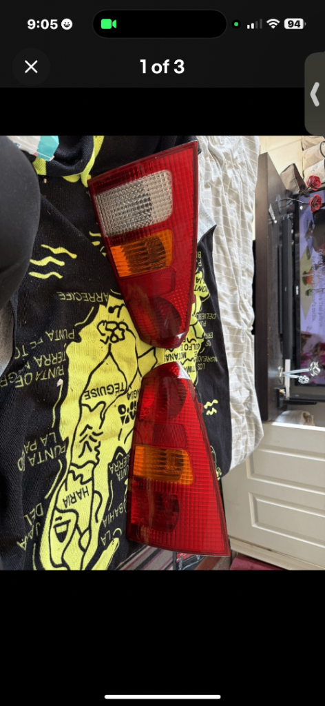 Ford focus R taillight’s 2001 