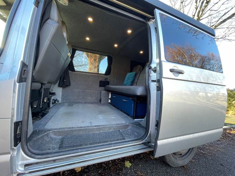 Volkswagen VW TRANSPORTER T5 2005, Manual, 1.9 TDI - Campervan, 176k Miles