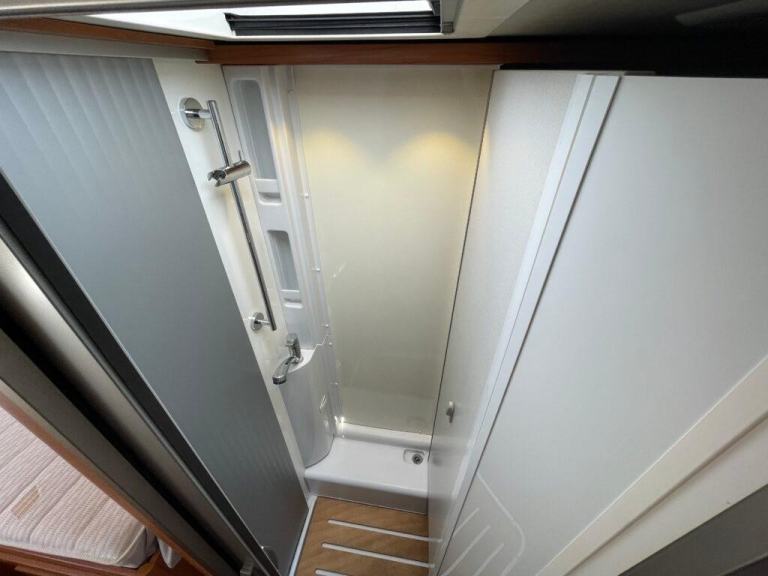 Hymer Exsis -i 578 4 Berth 4 Belt End garage 3500KG