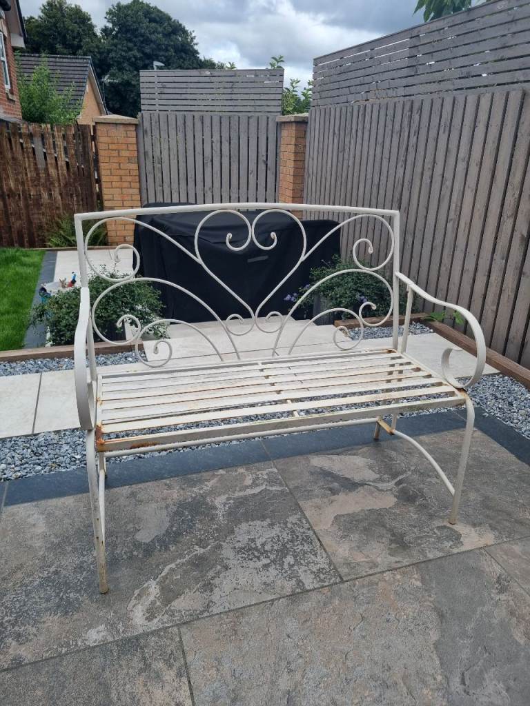 Metal garden bench 