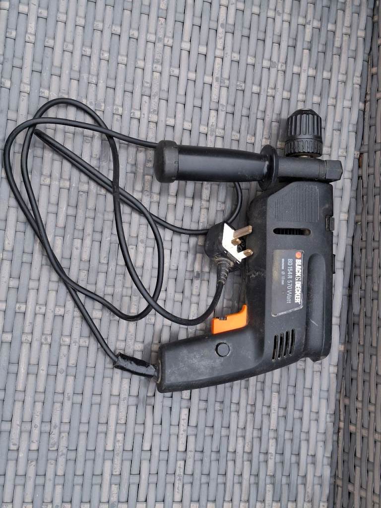 Black & Decker Corded Drill – BD 154R 570W