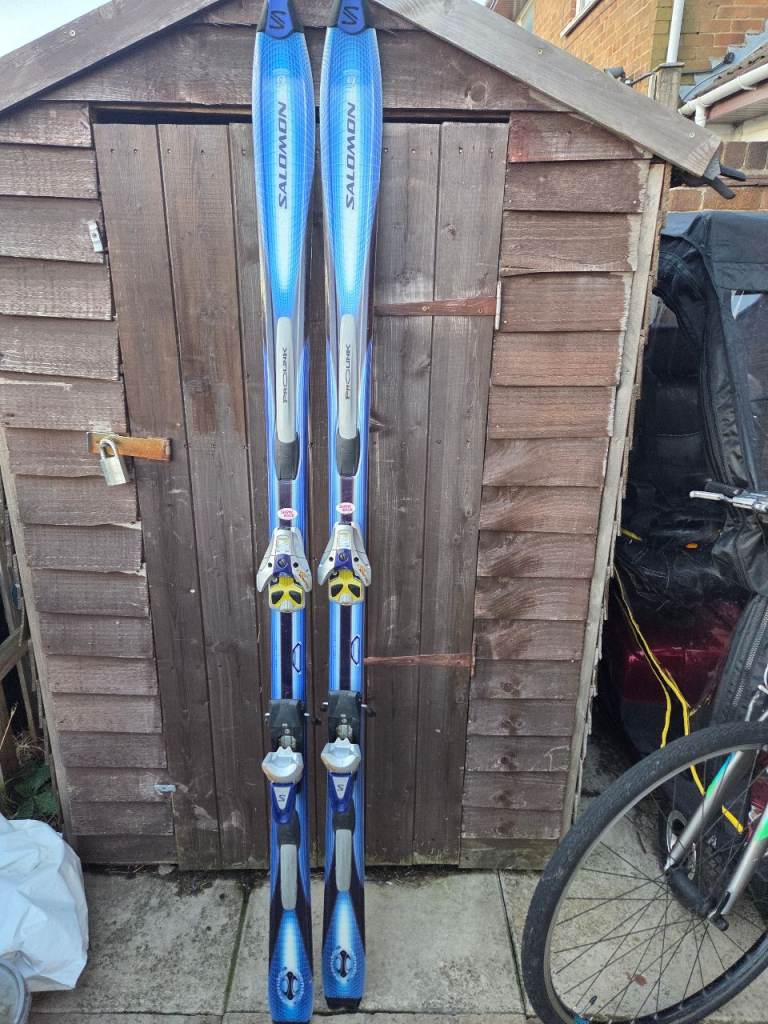 Skis for sale