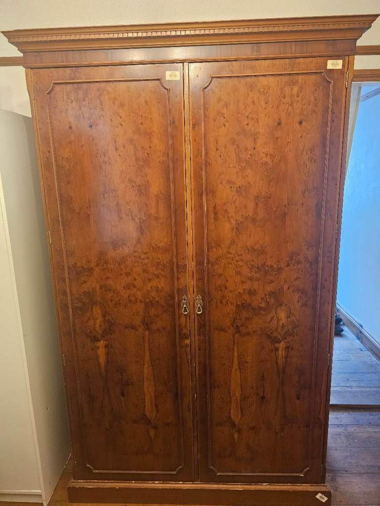 Large Wooden Wardrobe with Hanging Rail and Shelves – Good Condition