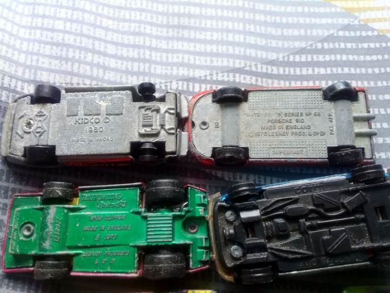 Vintage very collectable 6 stylish metal toy cars 