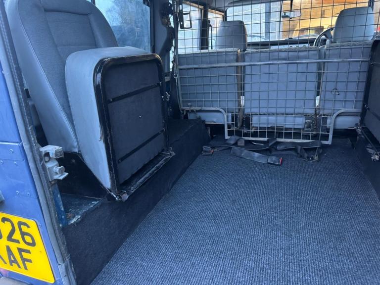 2000 Land Rover Defender Hard Top Td5 PANEL VAN DIESEL Manual