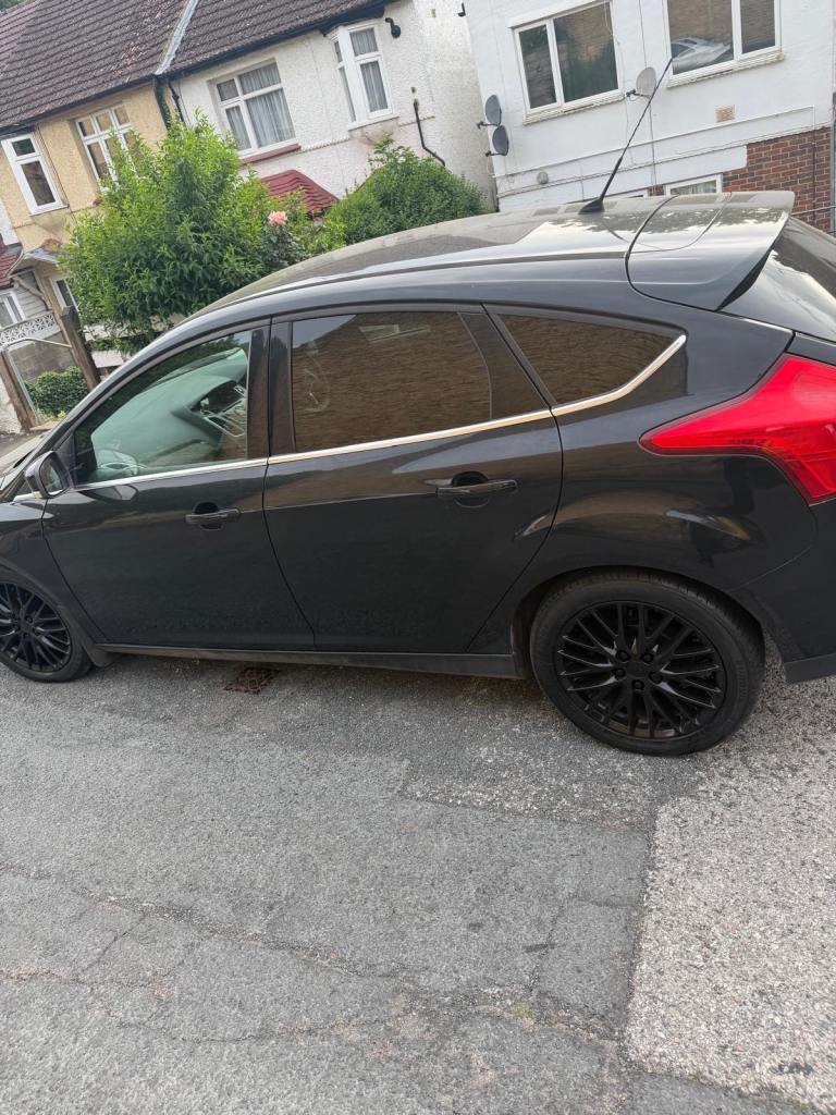 Ford, FOCUS, Hatchback, 2013, Manual, 998 (cc), 5 doors