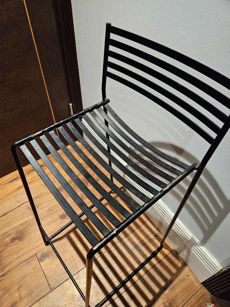 One Bar stool metal frame high counter chair