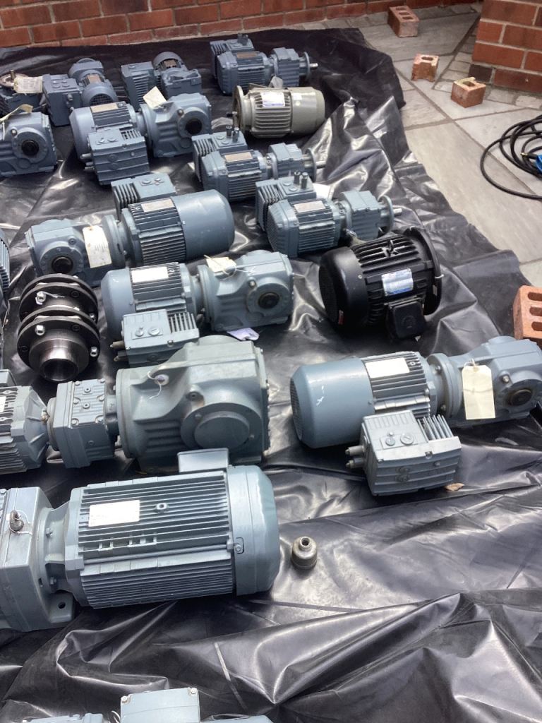 Industrial Electric Motors / Gearboxes - Various Sizes