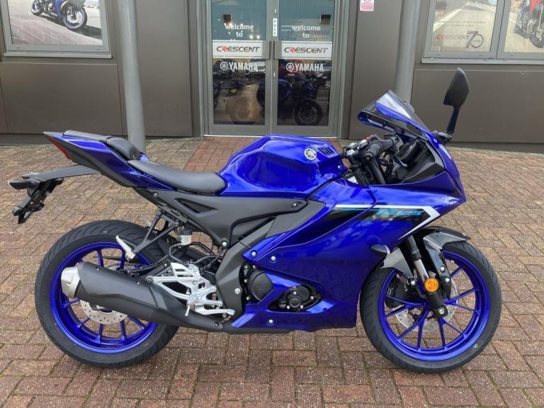 YAMAHA YZF R125 2025 - LATEST MODEL - IN STOCK NOW @ CRESCENT YAMAHA
