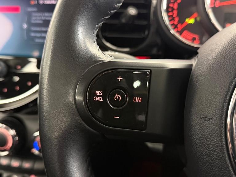 2021 MINI Hatch 1.5 Cooper Classic Euro 6 (s/s) 3dr HATCHBACK Petrol Manual