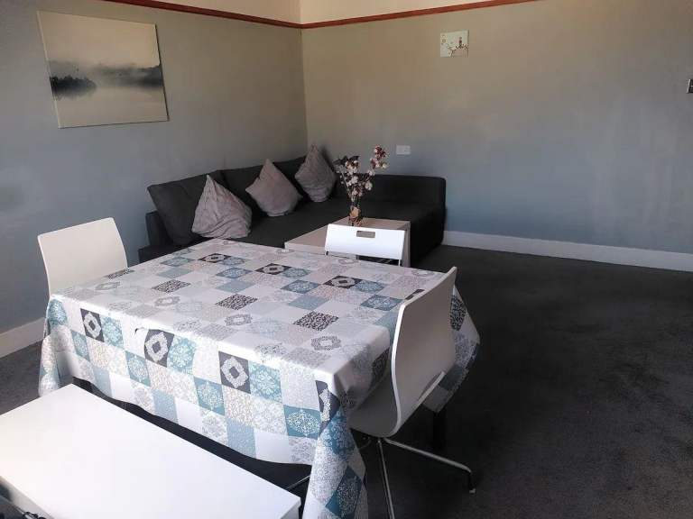 1Double bedroom in a shared flat
