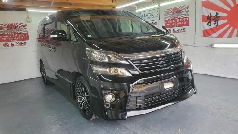 image for Toyota vellfire golden eyes 2.4 auto fresh japanese import 7 seats 45k miles