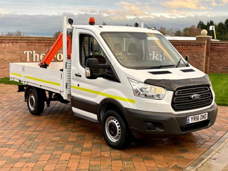 2016 Ford Transit 2.2 TDCi 125ps Pick Up Truck / Dropside ***4 Metre Reach Crane***  CHASSIS CAB ...