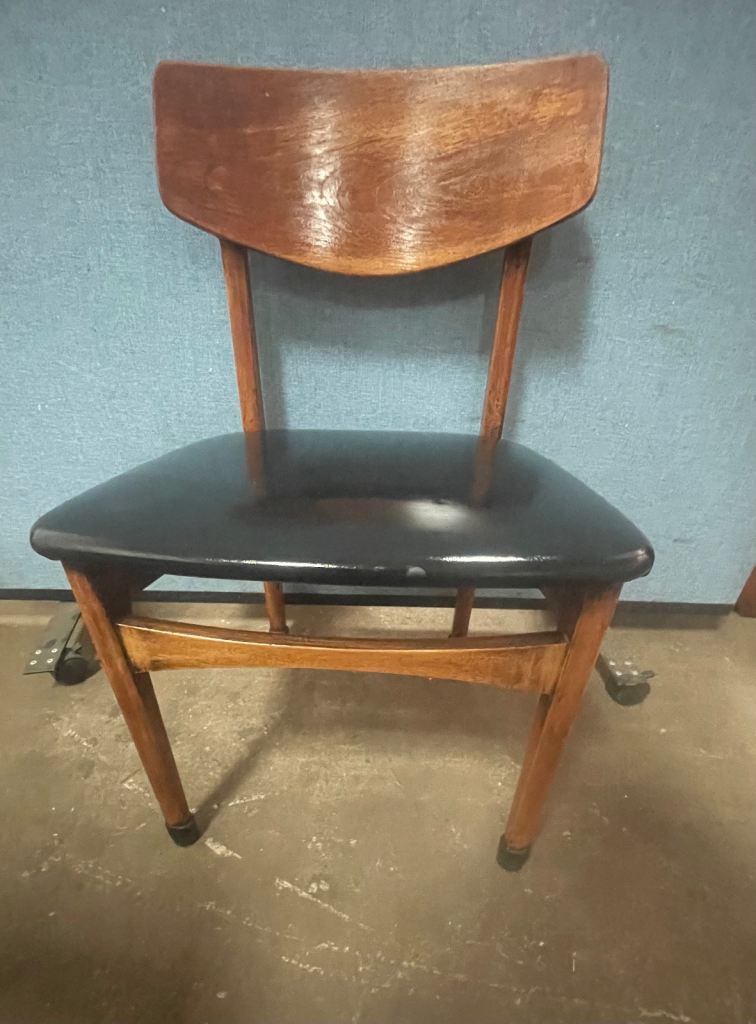 Sitting Chair