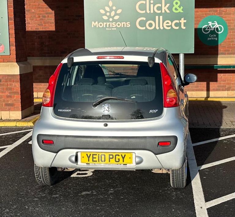 Peugeot, 107, Hatchback, 2010, Manual, 998 (cc), 5 doors