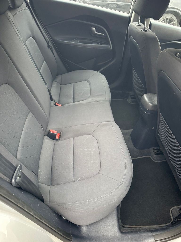 Kia, RIO, Hatchback, 2014, Manual, 1396 (cc), 5 doors