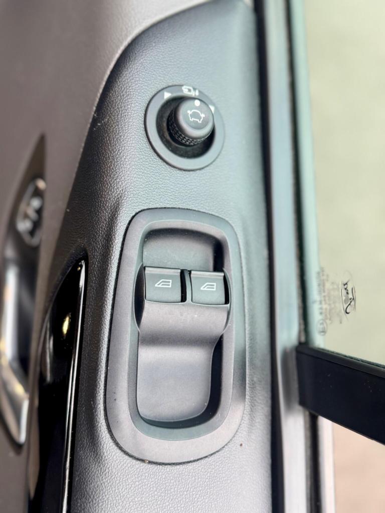 2023 Ford Transit Custom 2.0 320 EcoBlue Limited Crew Van L2 H1 Euro 6 (s/s) 5dr PANEL VAN Diesel...