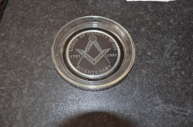 MASONIC LODGE 223 SMALL GLASS CHARITY DISH 1977 ENGRAVED M HARRIS