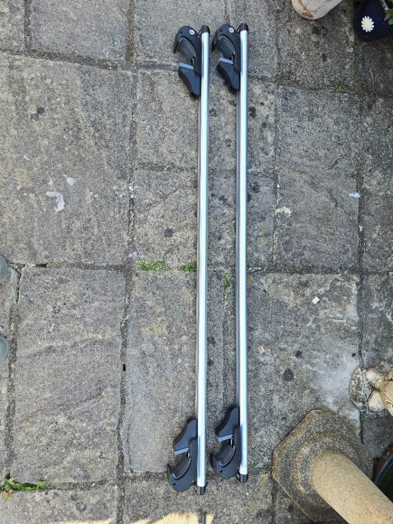 Maypole Roof Bars 1.35 Width