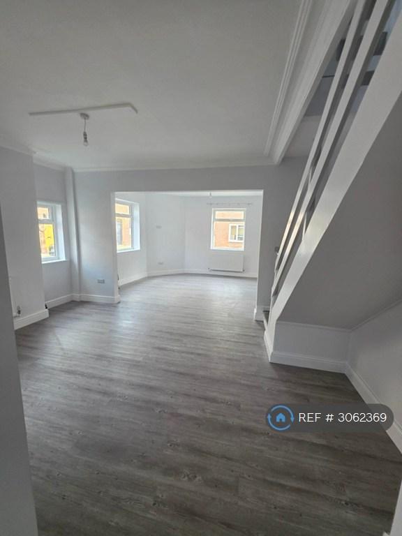 3 bedroom house in Wellington St, York, YO10 (3 bed) (#3062369)