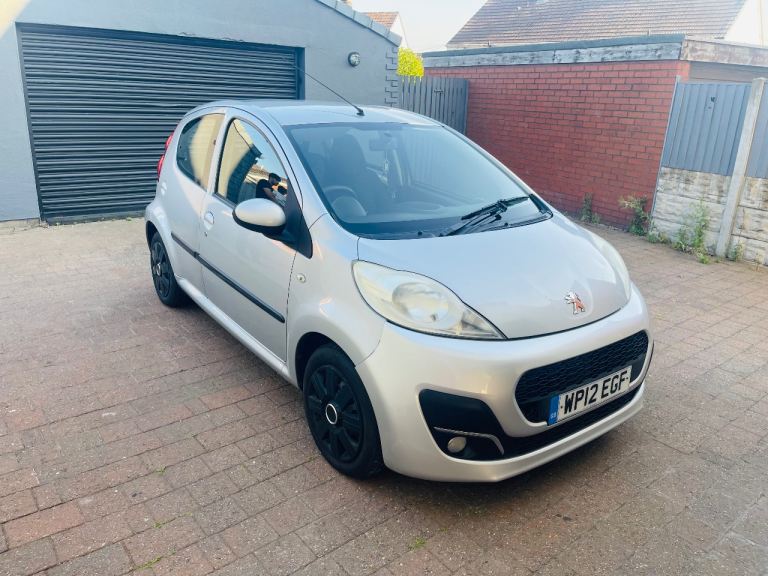 Peugeot, 107, Hatchback, 2012, Manual, 998 (cc), 5 doors