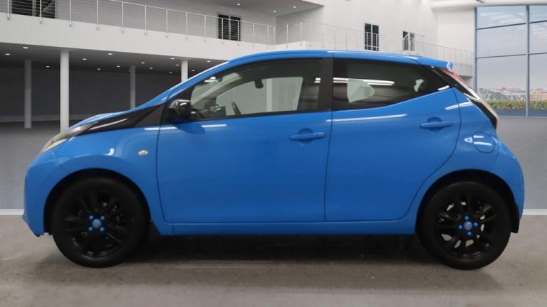 TOYOTA AYGO 1.0 VVT-i x-cite 2015