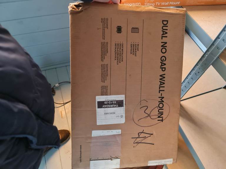 image for Genuine Samsung Dual No Gap Wall Mount 82''+ for Q95T and Q90R