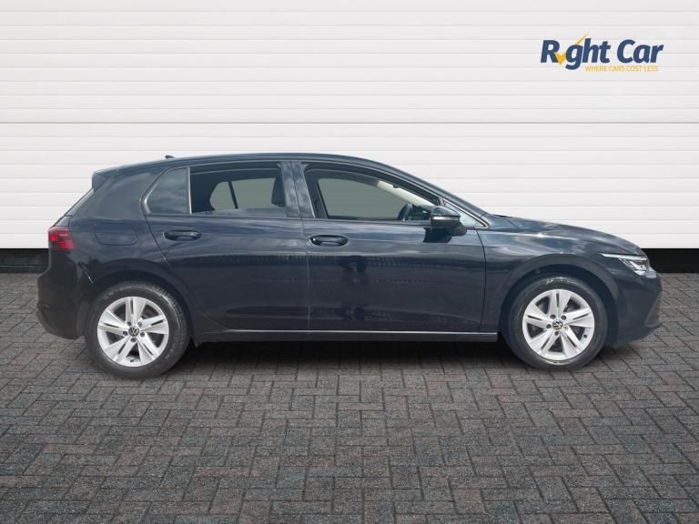 2023 Volkswagen Golf 1.5 Tsi Life Hatchback Petrol Manual