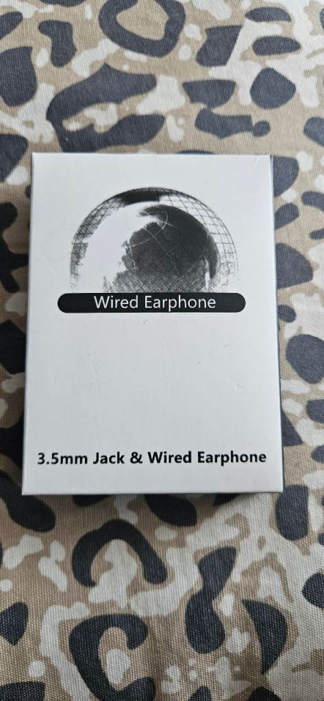 New Wired Earphones with 3.5mm Jack – White