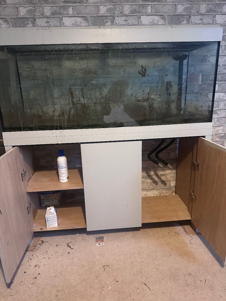 Fluval Roma 240