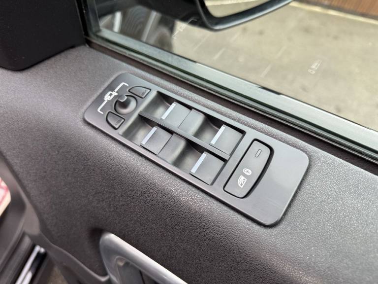 2019 Land Rover Discovery Sport 2.0 TD4 180 Landmark 5dr Auto ESTATE DIESEL Automatic